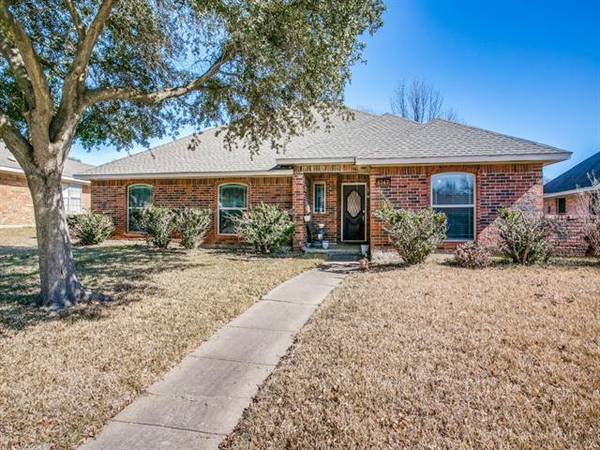 1747 Conrad Circle, Carrollton, TX 75007