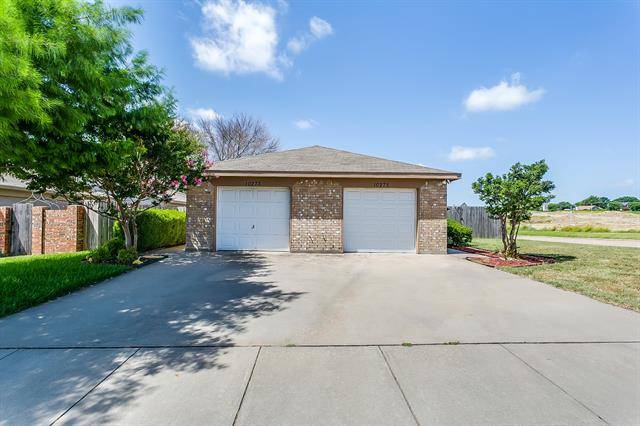 10273 Aurora Drive, Fort Worth, TX 76108