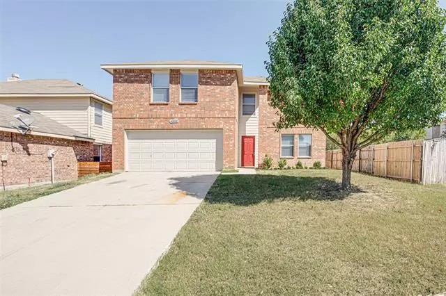 4956 Water Ridge Lane, Fort Worth, TX 76179