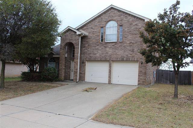 201 Canterbury Drive, Saginaw, TX 76179