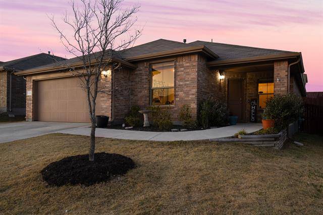 10128 Huntersville Trail, Fort Worth, TX 76108