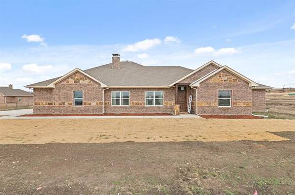 3000 Jolene Court, Springtown, TX 76082