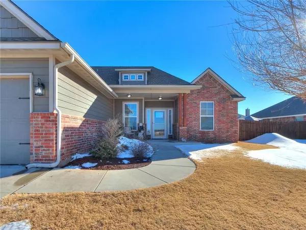 8220 NW 160th Street, Edmond, OK 73013