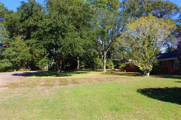 Minden, LA 71055,1106 Victory Drive