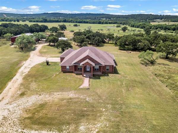 4273 Hildreth Pool Road, Bowie, TX 76230