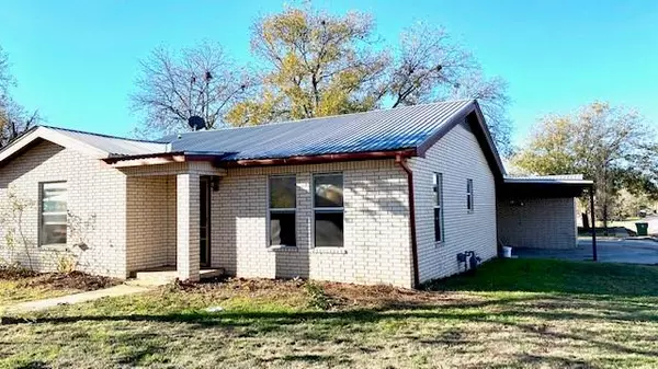 Goldthwaite, TX 76844,1515 Parker Street