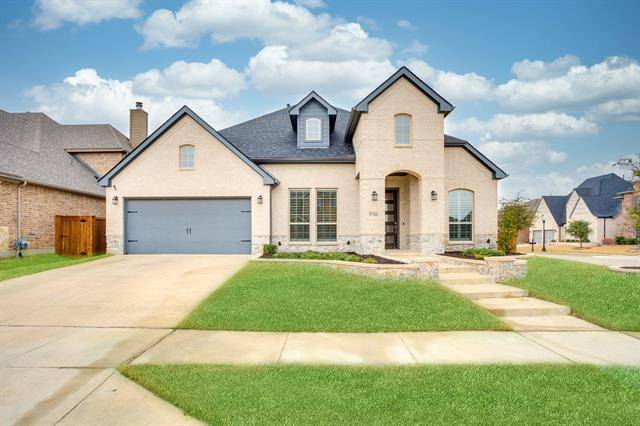 9700 Caruth Court, Fort Worth, TX 76131