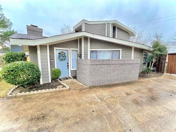 510 Hunters Glen Street, Lewisville, TX 75067