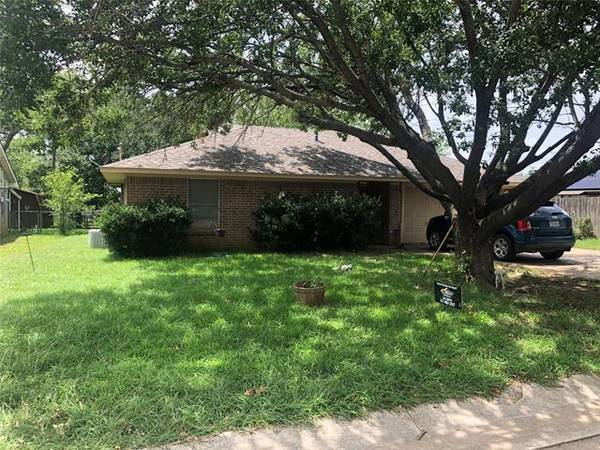 212 David Drive, Sanger, TX 76266