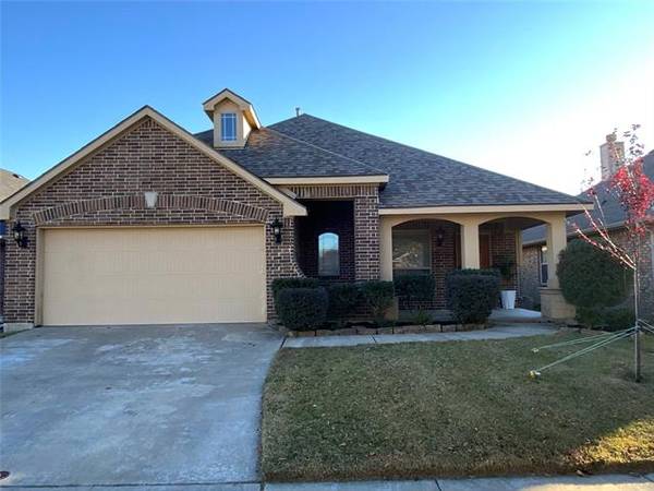 4512 Westcliffe Drive, Mansfield, TX 76063