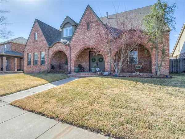 18101 Barrington Drive, Edmond, OK 73012