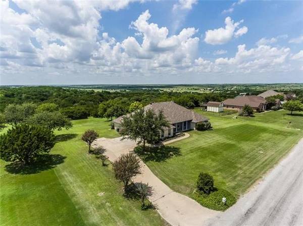 286 Stone Mountain Road, Cresson, TX 76035