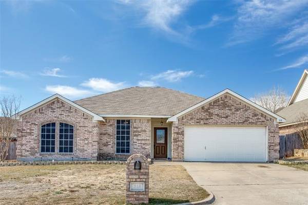 318 Howard Way Drive, Aledo, TX 76008