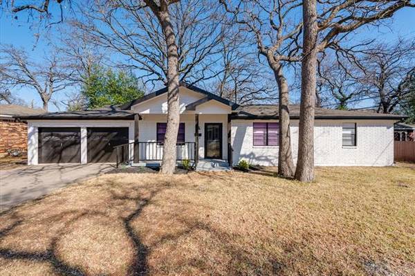 1104 Reed Street, Hurst, TX 76053