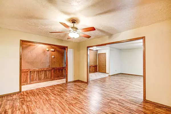 Yukon, OK 73099,629 Westridge Court