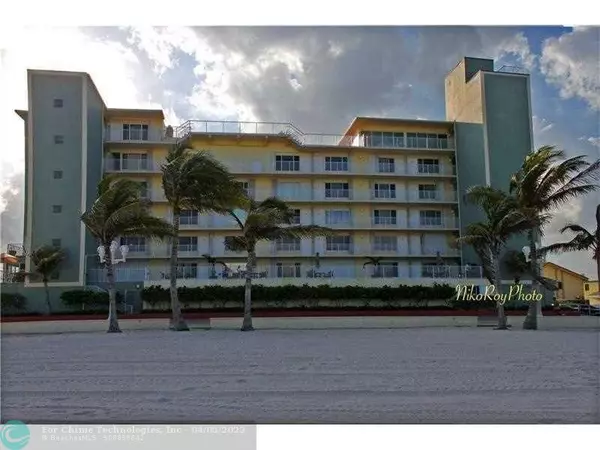 300 Oregon St  #205, Hollywood, FL 33019