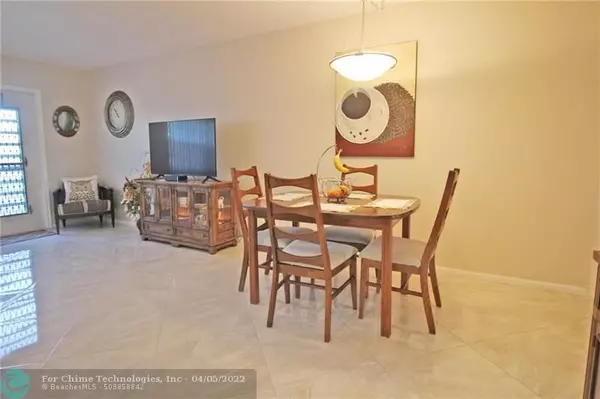 Deerfield Beach, FL 33442,3008 Berkshire A  #3008