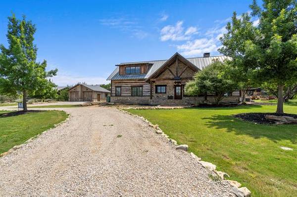 1170 Falls Creek Drive,  Graford,  TX 76449