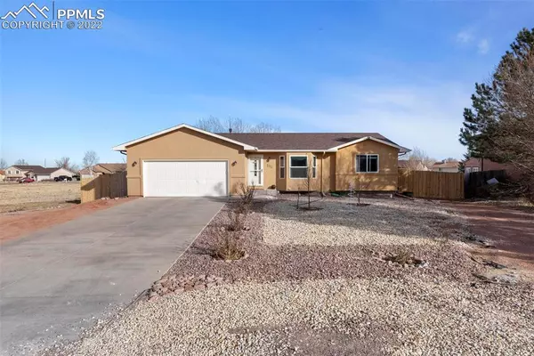 570 S Falcon DR, Pueblo West, CO 81007