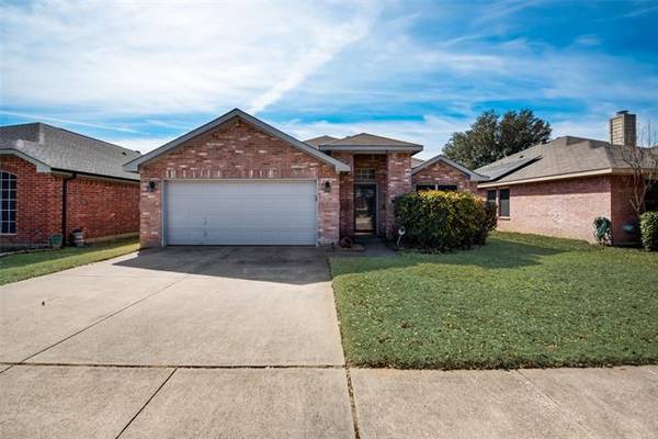 5412 Trout Creek Court, Watauga, TX 76137