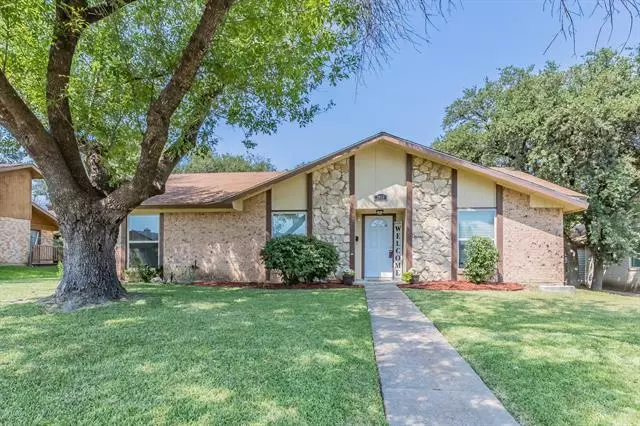 2033 Statler Drive, Carrollton, TX 75007