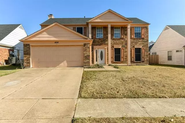 4216 Hathaway Drive, Grand Prairie, TX 75052