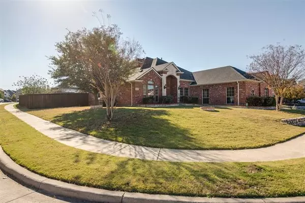 2631 Sicily Court, Grand Prairie, TX 75052