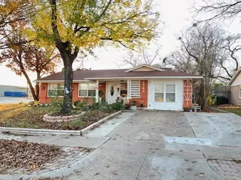 1742 Virginia Street, Grand Prairie, TX 75051