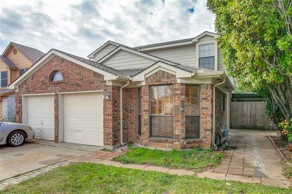 3037 Rustlewind Lane, Grand Prairie, TX 75052