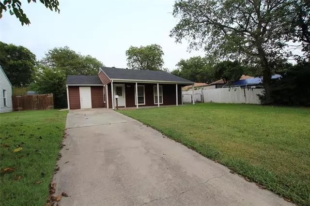 714 SE 11th Street, Grand Prairie, TX 75051