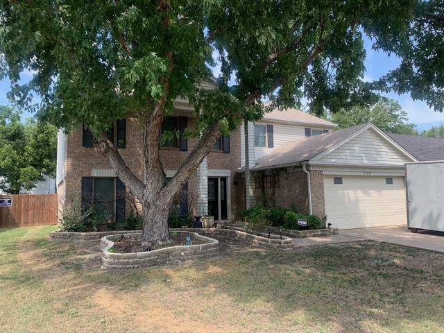 4207 Hathaway Drive, Grand Prairie, TX 75052