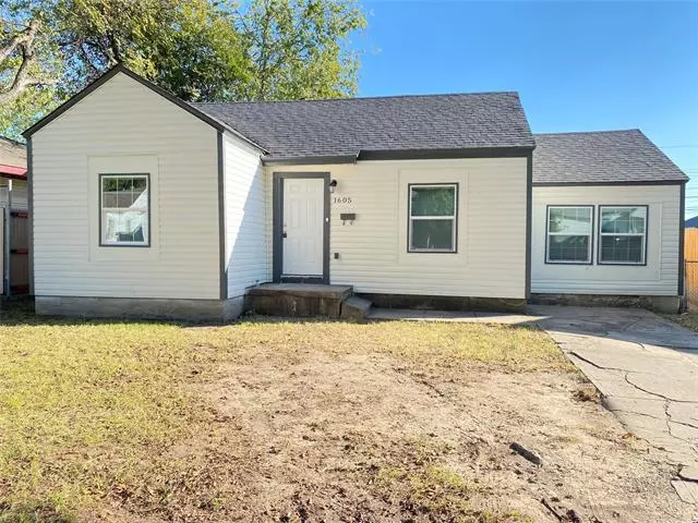 1605 Hickory Street, Grand Prairie, TX 75050