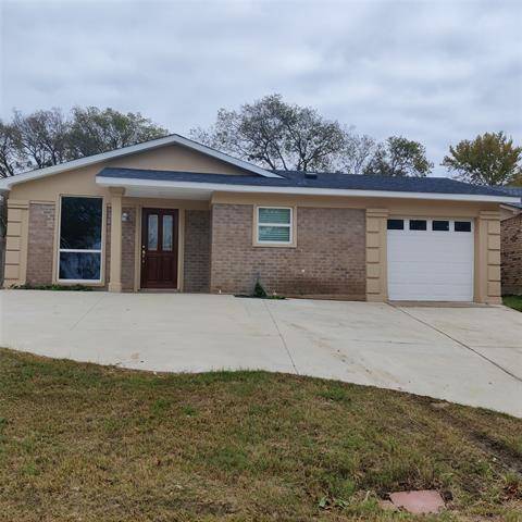 522 NW 19th Street, Grand Prairie, TX 75050