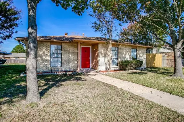 1502 Coffeyville Trail, Grand Prairie, TX 75052