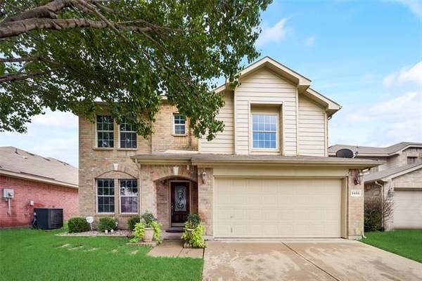 5456 Maverick Drive, Grand Prairie, TX 75052