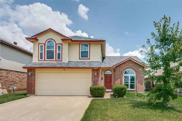 2918 Andante Drive, Grand Prairie, TX 75052