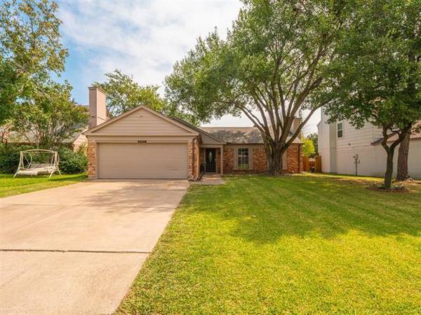 4125 Winslow Drive, Grand Prairie, TX 75052