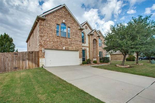 5083 Prairie Falcon Court, Grand Prairie, TX 75052