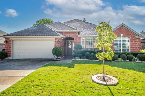 2455 Kingsley Drive, Grand Prairie, TX 75050