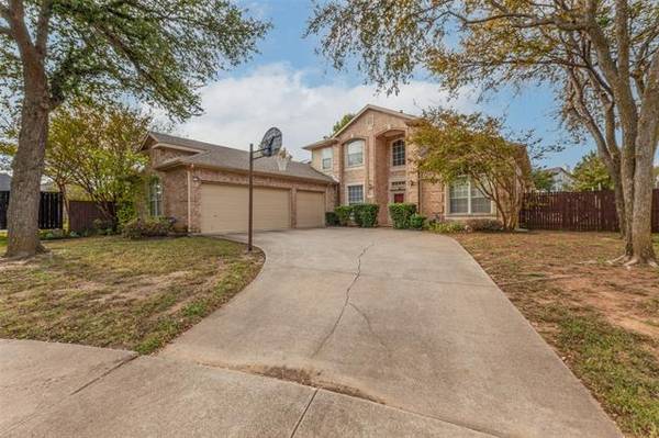 4217 Lanshire Court, Grand Prairie, TX 75052