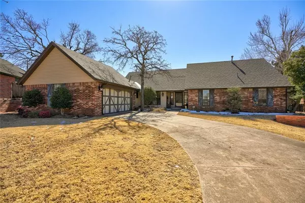 2304 Yorkshire Court, Edmond, OK 73013