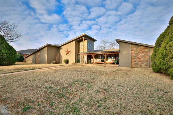 326 Hill Haven Drive, Abilene, TX 79601