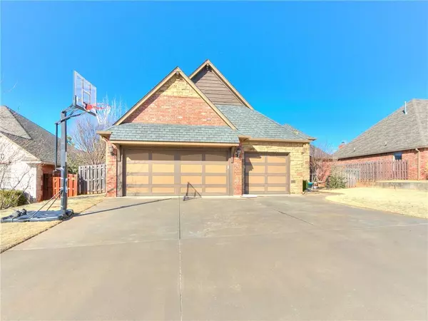 4533 Spectacular Bid Avenue, Edmond, OK 73025