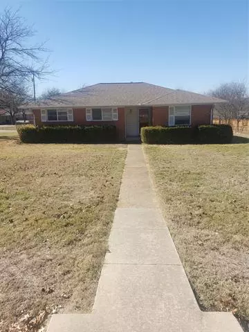 501 Ida Bess Avenue, Desoto, TX 75115