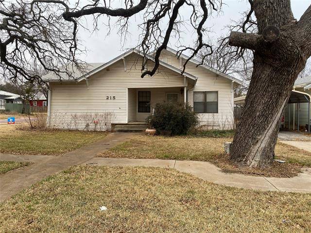 215 S Walnut Street, Eastland, TX 76448