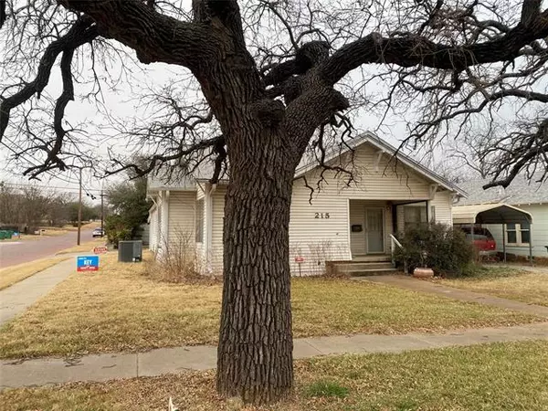 Eastland, TX 76448,215 S Walnut Street