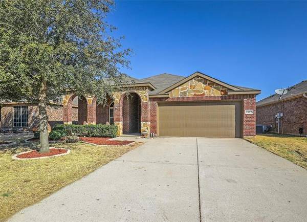 9109 Tumbleweed Drive, Cross Roads, TX 76227