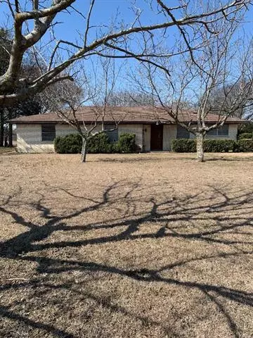 331 Cole Road, Red Oak, TX 75154