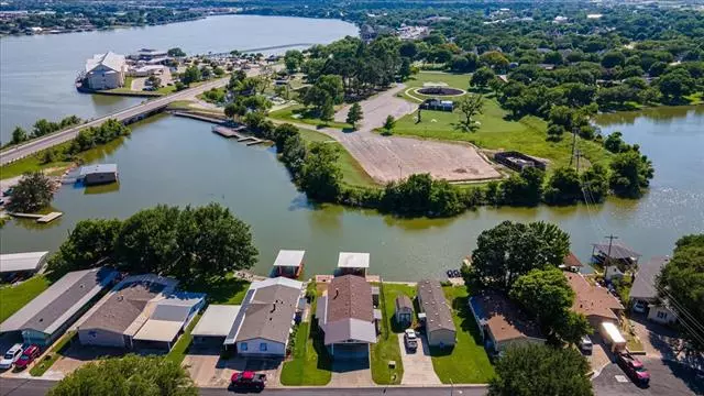 209 Brazos Harbor Drive, Granbury, TX 76048