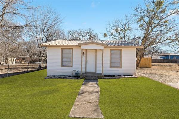 750 W Oak Street, Stephenville, TX 76401